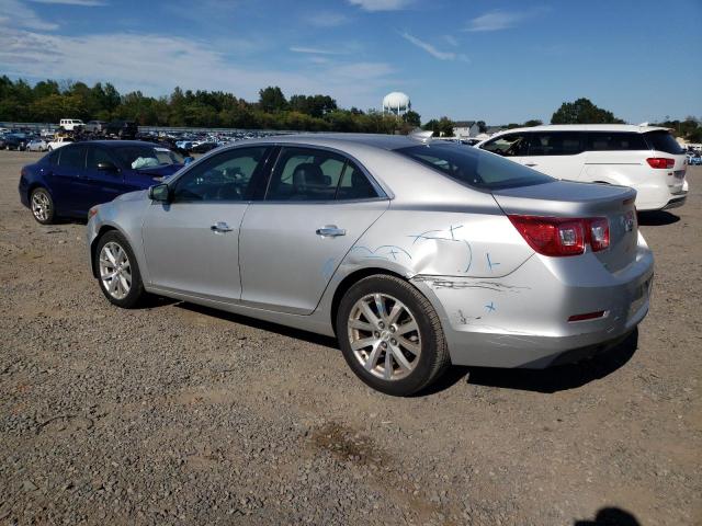 1G11F5SL1FU127504 - 2015 CHEVROLET MALIBU LTZ 银色 照片 2