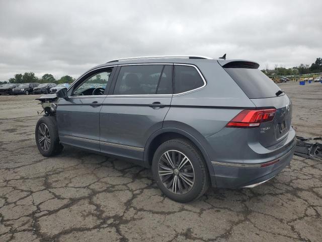 3VV2B7AX4JM161930 - 2018 VOLKSWAGEN TIGUAN SE GRAY photo 2