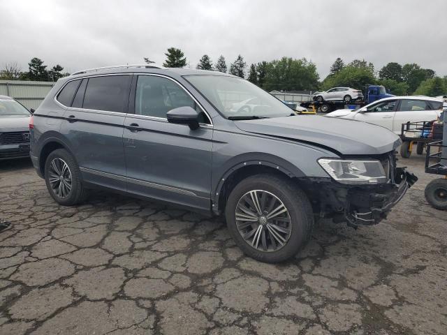 3VV2B7AX4JM161930 - 2018 VOLKSWAGEN TIGUAN SE GRAY photo 4