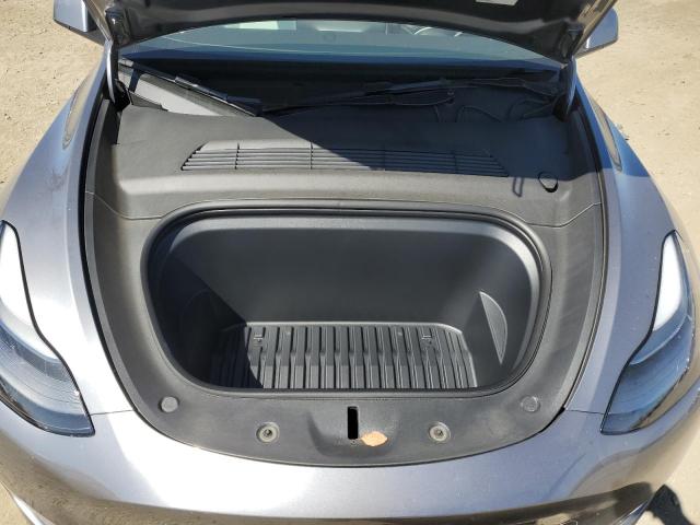 7SAYGDEF0RF128128 - 2024 TESLA MODEL Y SILVER photo 12