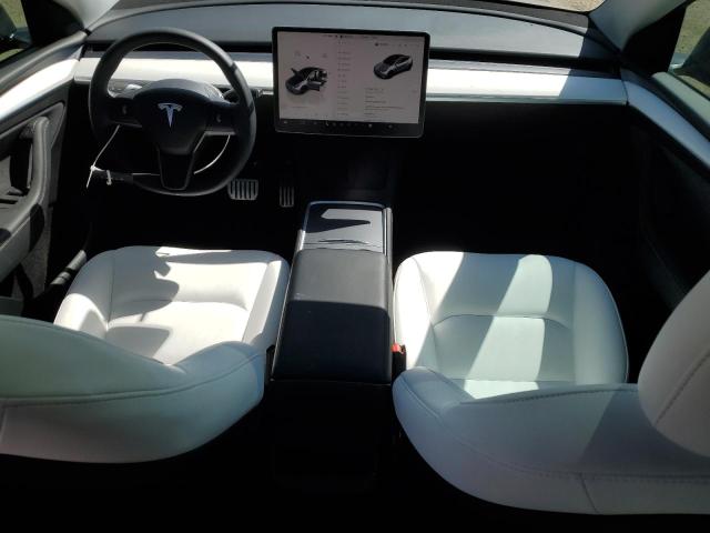 7SAYGDEF0RF128128 - 2024 TESLA MODEL Y SILVER photo 8