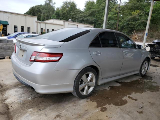4T1BF3EK7BU201226 - 2011 TOYOTA CAMRY BASE SILVER photo 3
