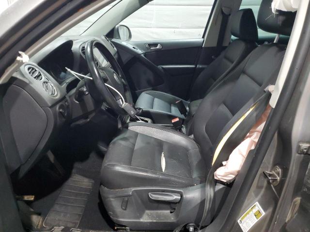 WVGBV9AX4AW526250 - 2010 VOLKSWAGEN TIGUAN SE GRAY photo 7