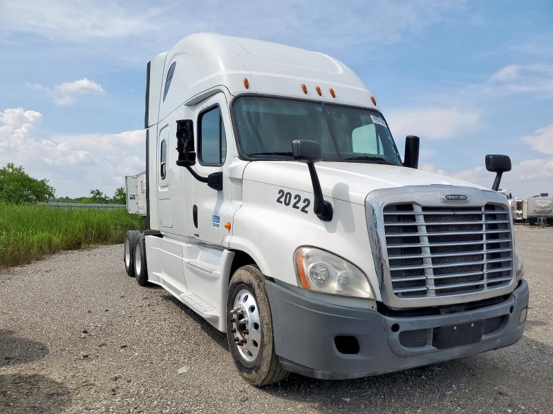 2015 FREIGHTLINER CASCADIA, 