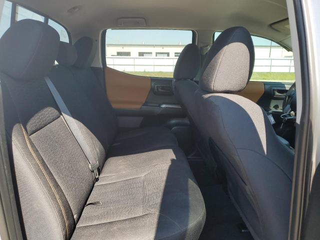 5TFAZ5CN8HX048430 - 2017 TOYOTA TACOMA DOUBLE CAB SILVER photo 10