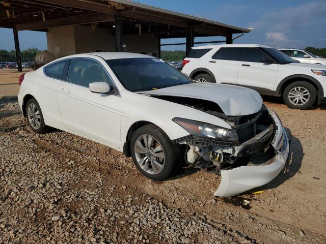 1HGCS1B33CA012275 - 2012 HONDA ACCORD LX WHITE photo 4