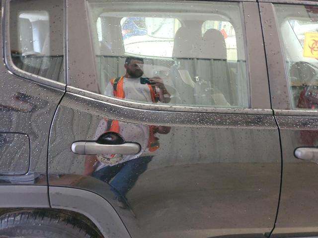 ZACCJAAH8HPF41310 - 2017 JEEP RENEGADE SPORT Schwarz Foto 11