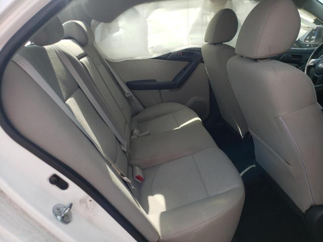 KNAFU4A28B5397501 - 2011 KIA FORTE EX თეთრი ფოტო 10