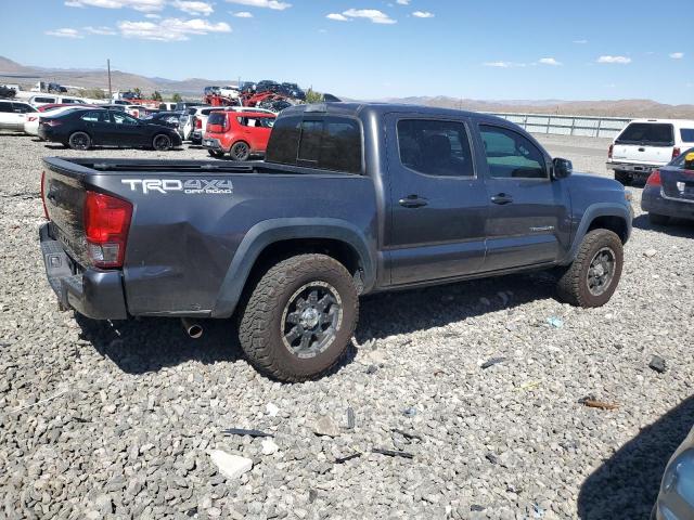 3TMCZ5AN0HM057978 - 2017 TOYOTA TACOMA DOUBLE CAB GRAY photo 3