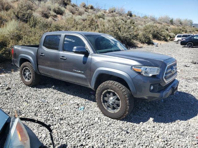 3TMCZ5AN0HM057978 - 2017 TOYOTA TACOMA DOUBLE CAB GRAY photo 4
