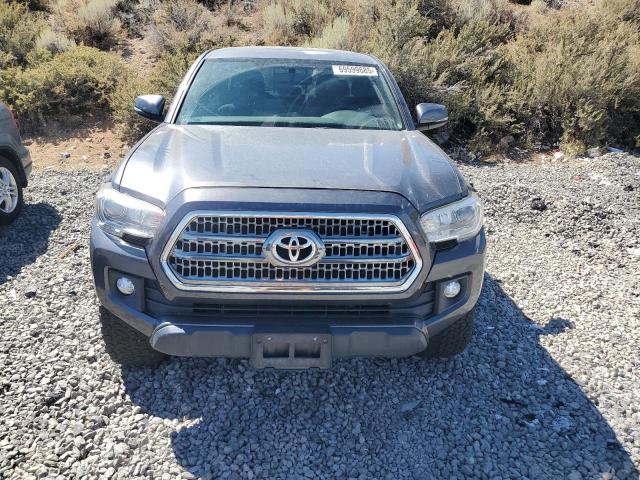 3TMCZ5AN0HM057978 - 2017 TOYOTA TACOMA DOUBLE CAB GRAY photo 5