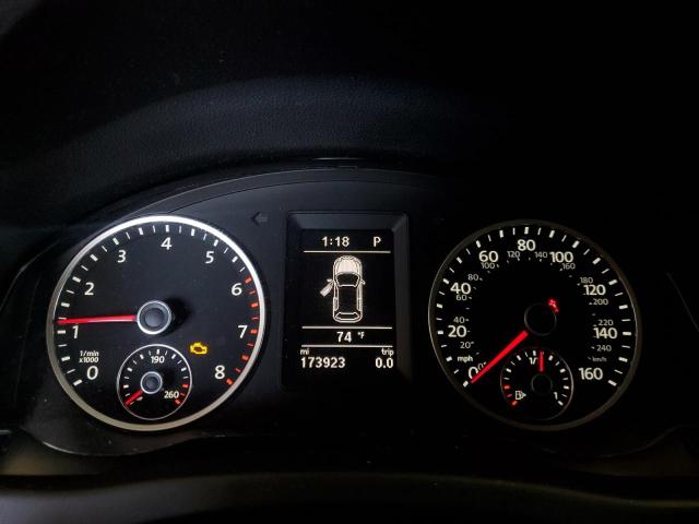 WVGBV7AX3FW547571 - 2015 VOLKSWAGEN TIGUAN S GRAY photo 9