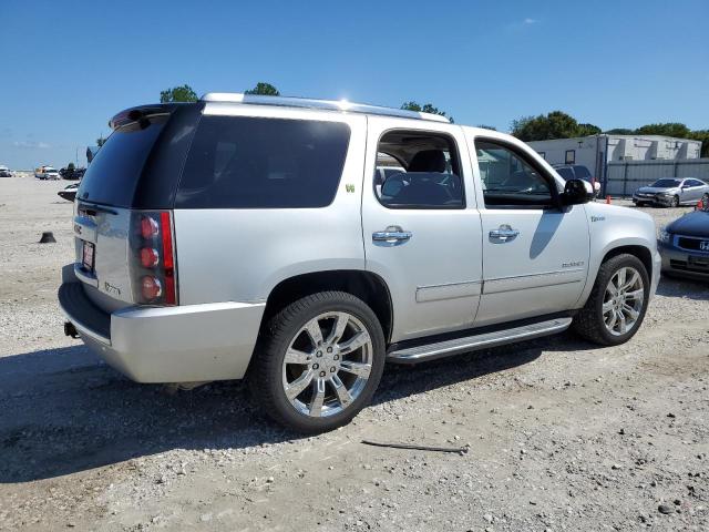 1GKS2GEJXDR144691 - 2013 GMC YUKON DENALI HYBRID SILVER photo 3