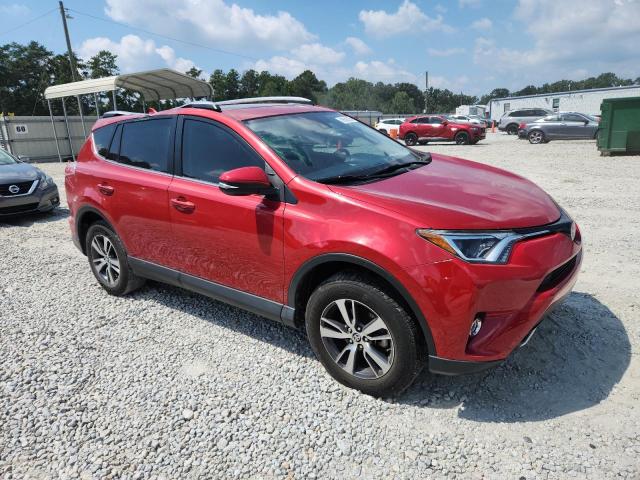 JTMWFREV8HJ135248 - 2017 TOYOTA RAV4 XLE RED photo 4