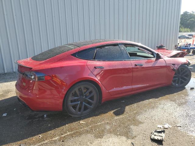 5YJSA1E61MF452099 - 2021 TESLA MODEL S RED photo 3