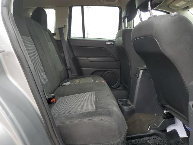 1C4NJDBB7HD143573 - 2017 JEEP COMPASS SPORT ვერცხლისფერი ფოტო 11