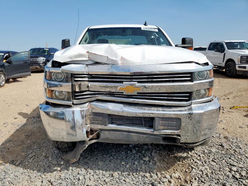 1GC2KUEGXHZ357564 - 2017 CHEVROLET SILVERADO K2500 HEAVY DUTY WHITE photo 5