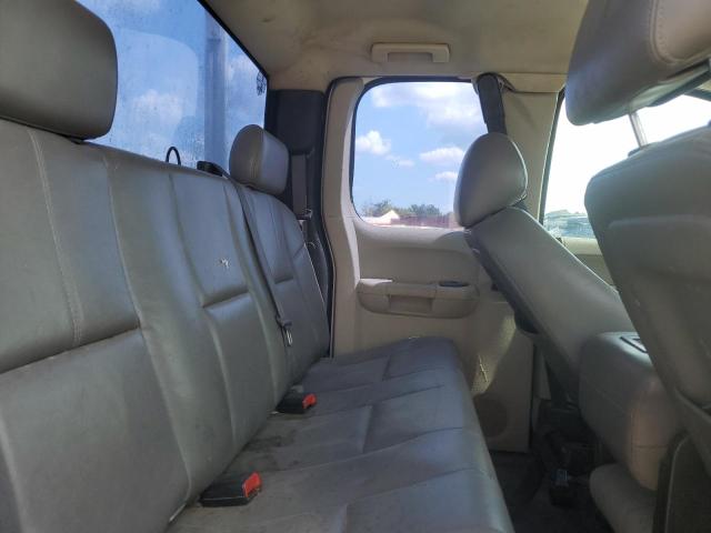 1GC2KVCG1DZ156333 - 2013 CHEVROLET SILVERADO K2500 HEAVY DUTY WHITE photo 10