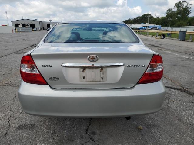 4T1BE32K94U916003 - 2004 TOYOTA CAMRY LE 银色 照片 6