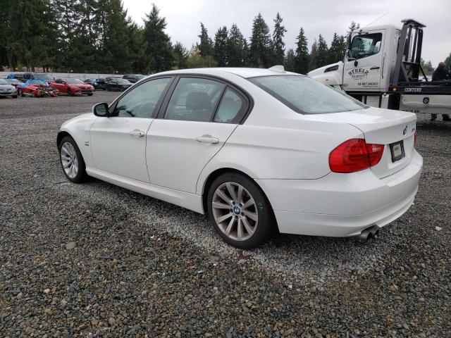 WBAPK5G58BNN81242 - 2011 BMW 328 XI SULEV WHITE photo 2