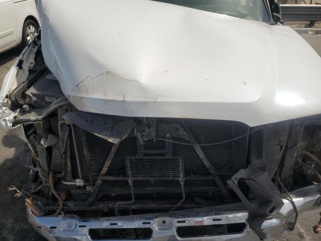 1GCHC24UX4E396742 - 2004 CHEVROLET SILVERADO C2500 HEAVY DUTY WHITE photo 11