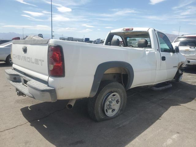 1GCHC24UX4E396742 - 2004 CHEVROLET SILVERADO C2500 HEAVY DUTY WHITE photo 3