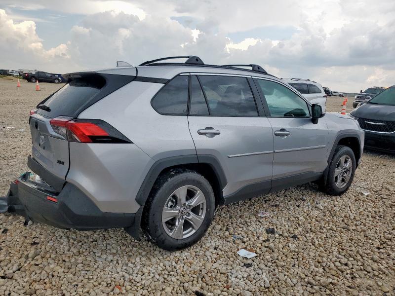 2T3W1RFV5SC335432 - 2025 TOYOTA RAV4 XLE SILVER photo 3