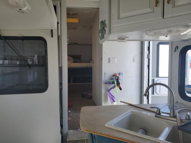 4YDF2812172500019 - 2007 KEYSTONE TRAILER WHITE photo 5