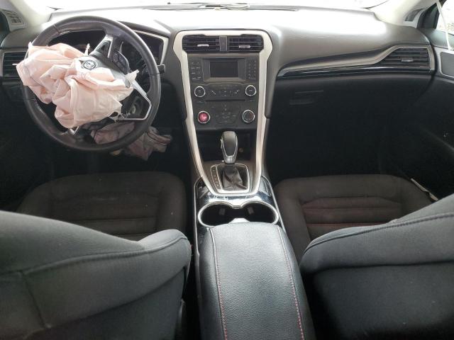 3FA6P0HD3GR391206 - 2016 FORD FUSION SE WHITE photo 8