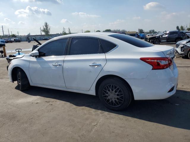 3N1AB7AP4JY302338 - 2018 NISSAN SENTRA S WHITE photo 2