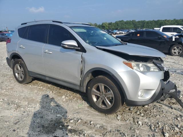 2T3WFREV3FW146771 - 2015 TOYOTA RAV4 XLE SILVER photo 4