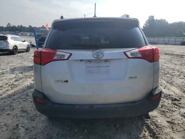 2T3WFREV3FW146771 - 2015 TOYOTA RAV4 XLE SILVER photo 6