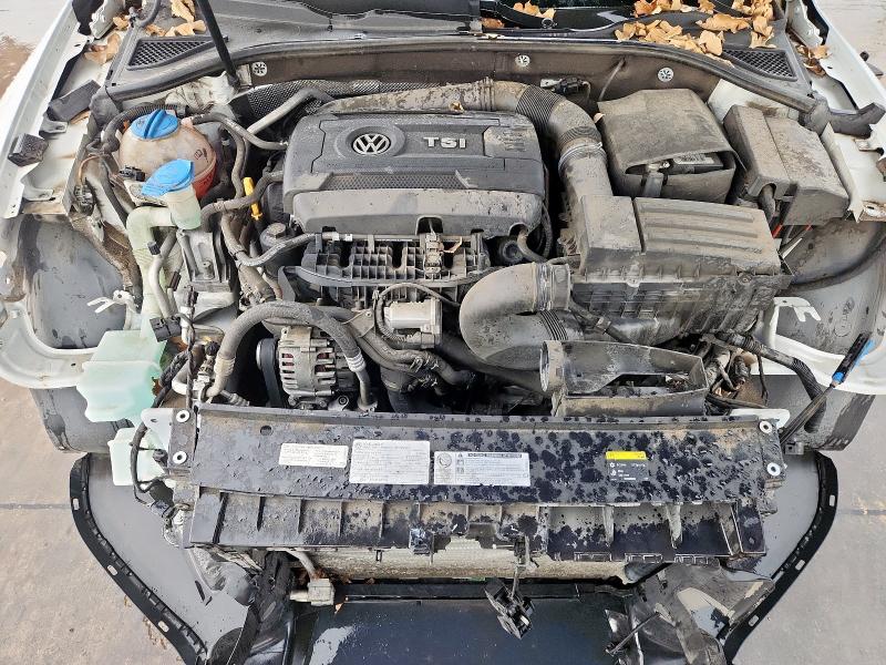 1VWBS7A33GC037912 - 2016 VOLKSWAGEN PASSAT SE WHITE photo 11