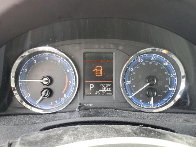 2T1BURHE6JC056291 - 2018 TOYOTA COROLLA L Schwarz Foto 9