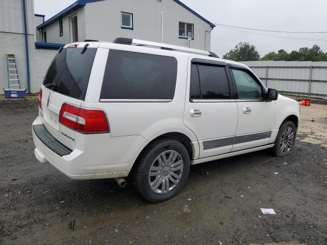 5LMJJ2J57AEJ06711 - 2010 LINCOLN NAVIGATOR WHITE photo 3
