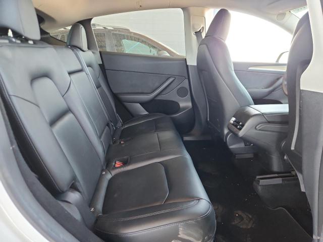 7SAYGDEE0PA050659 - 2023 TESLA MODEL Y Weiß Foto 10