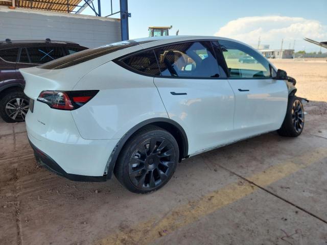 7SAYGDEE0PA050659 - 2023 TESLA MODEL Y Weiß Foto 3