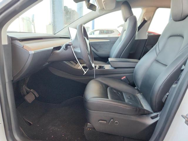 7SAYGDEE0PA050659 - 2023 TESLA MODEL Y Weiß Foto 7
