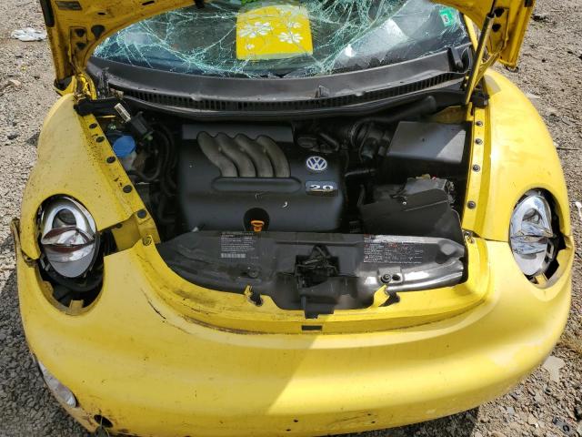 3VWBK21C52M428599 - 2002 VOLKSWAGEN NEW BEETLE GL 黄色 照片 11