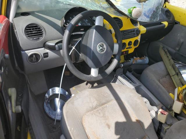 3VWBK21C52M428599 - 2002 VOLKSWAGEN NEW BEETLE GL 黄色 照片 8