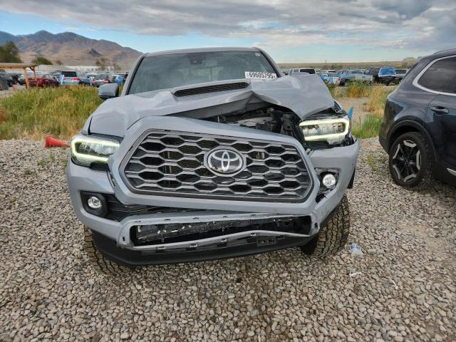 3TYCZ5AN7MT017461 - 2021 TOYOTA TACOMA DOUBLE CAB GRAY photo 5