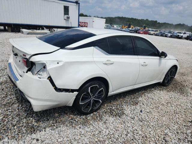 1N4BL4CW1PN404614 - 2023 NISSAN ALTIMA SR WHITE photo 3