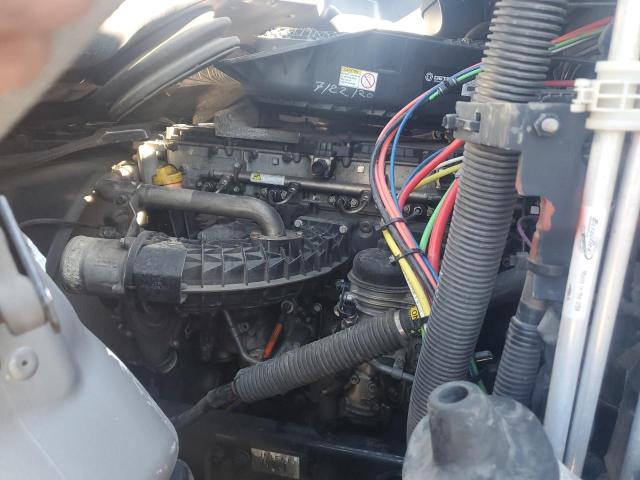 3AKJHHDR1JSJN1561 - 2018 FREIGHTLINER CASCADIA 1 GRAY photo 6