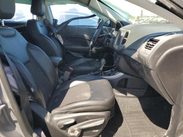 3C4NJDBB6JT116316 - 2018 JEEP COMPASS LATITUDE Srebrny zdjęcie 7