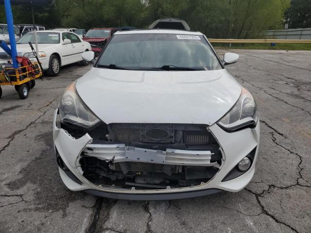 KMHTC6AE7GU275848 - 2016 HYUNDAI VELOSTER TURBO WHITE photo 5
