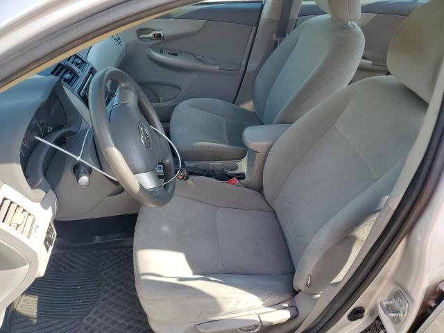 2T1BU4EE2AC366851 - 2010 TOYOTA COROLLA BASE Argent photo 7