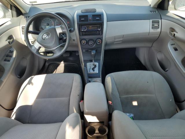 2T1BU4EE2AC366851 - 2010 TOYOTA COROLLA BASE Argent photo 8