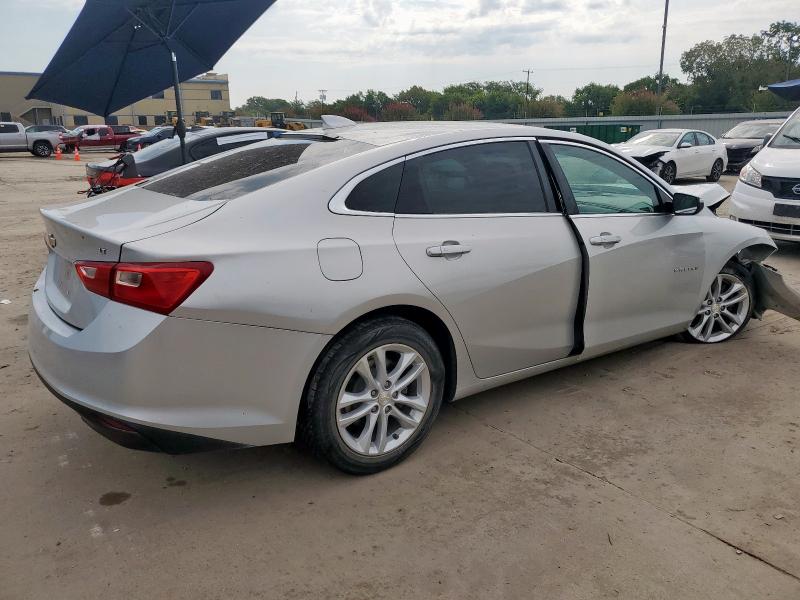 1G1ZD5ST2JF120647 - 2018 CHEVROLET MALIBU LT SILVER photo 3