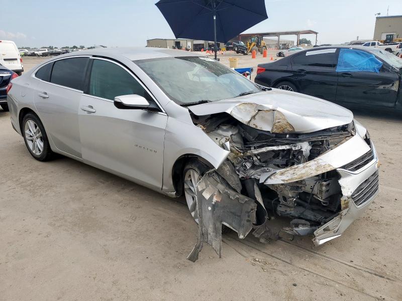 1G1ZD5ST2JF120647 - 2018 CHEVROLET MALIBU LT SILVER photo 4