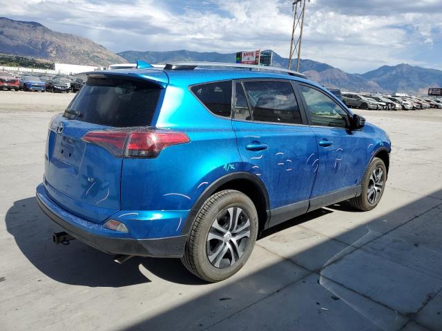 JTMZFREV1HJ140157 - 2017 TOYOTA RAV4 LE BLUE photo 3